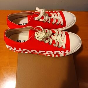 Burberry Sneakers
